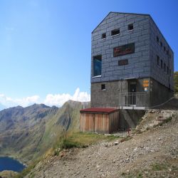 Cabane-de-Fenestral