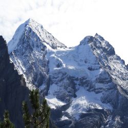 Bluemlisalphorn--Oeschinenhorn