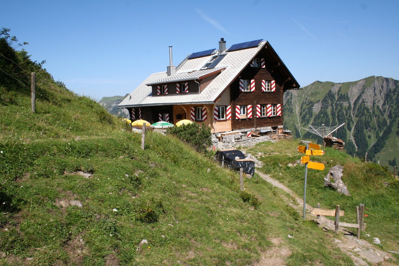 Berghutten Zwitserland Lidernenhütte (1727m)