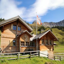 04NatuurvriendenhuisElsigenalp