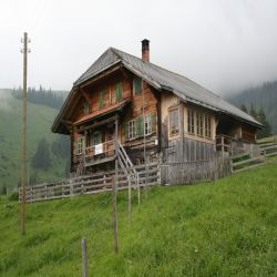 08Niderhornhutte